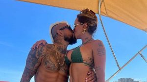 Sonia Isaza Y Arturo Vidal