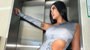 ¡Se atrevió sin censura! Camila Recabarren ingresa al negocio de contenido para adultos 