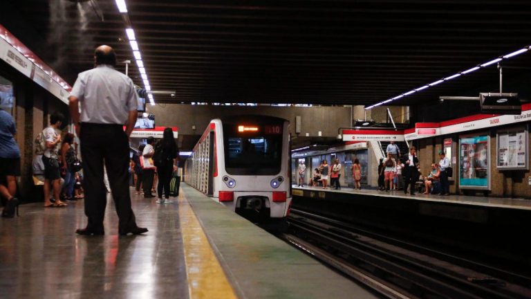 Metro De Santiago 7 De Mayo