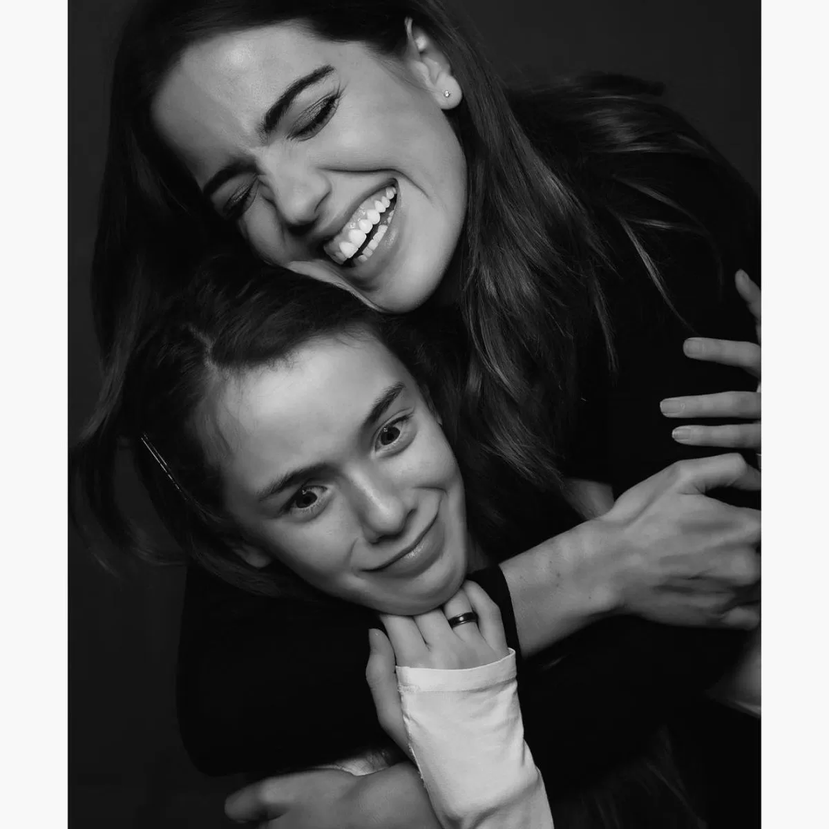 Millaray Viera Hijas (5)