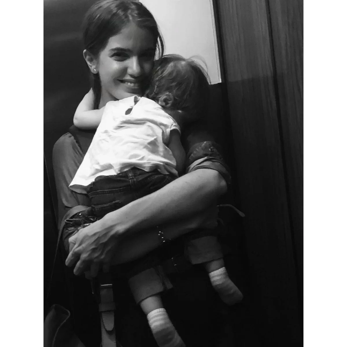 Millaray Viera Hijas (6)