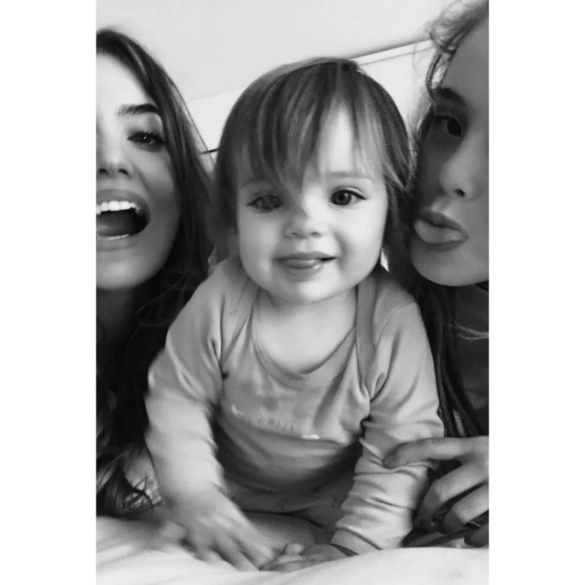 Millaray Viera Hijas (8)