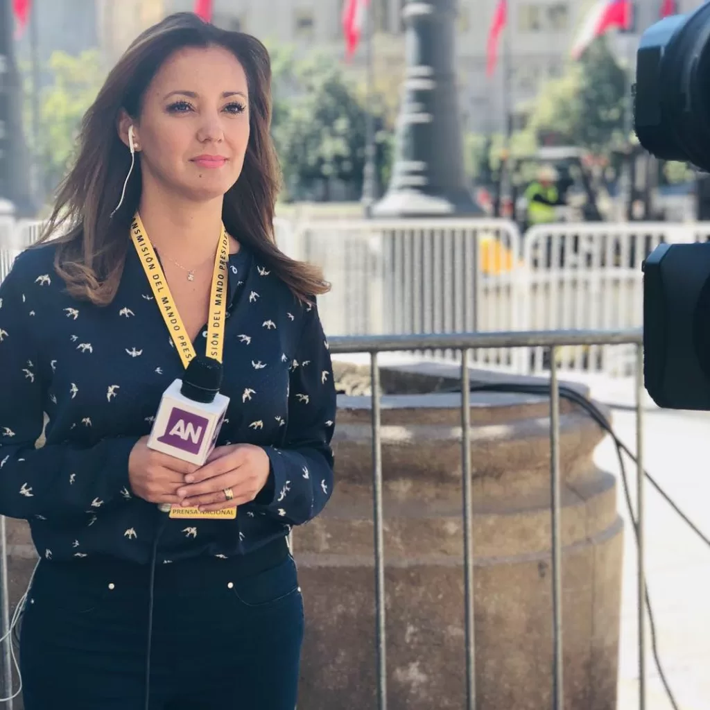 Priscila Vargas En Mega (2)