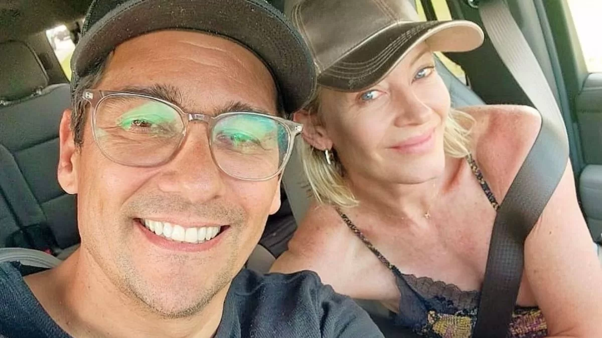 Rafael Araneda y Marcela Vacarezza celebraron el cumpleaños de su hijo Benjamín: la reacción de él causó ternura