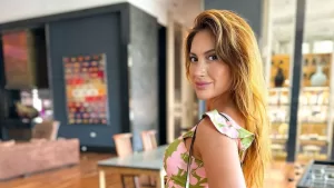 "Es el fiel reflejo de sus padres": El hijo de Karen Bejarano se robó todas las miradas en redes sociales