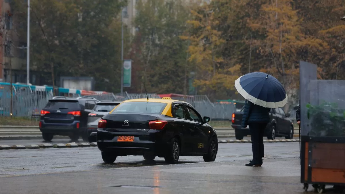 Lluvia En Santiago (2)