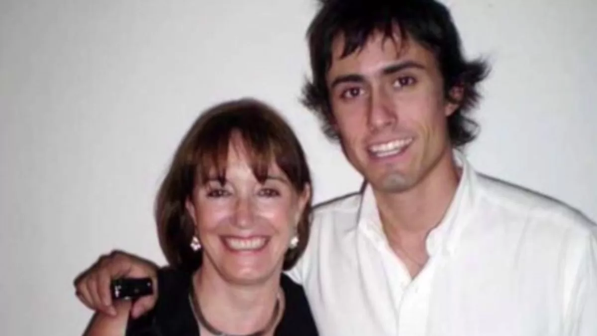 "Quiero denunciar a mi madre": Roberto Cox expuso a su mamá en redes sociales y se llenó de reacciones