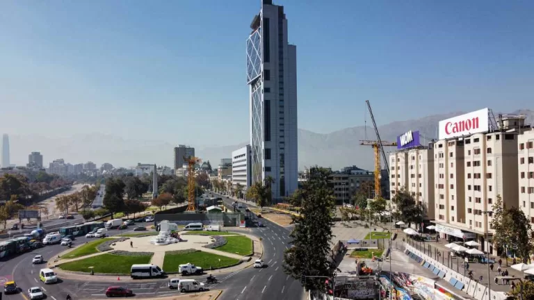 Así es el nuevo diseño de Plaza Italia que fue aplaudido por los santiaguinos: cambiará radicalmente su estructura