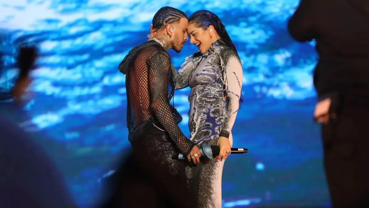 "Me hacían creer en el amor": Los mejores memes y reacciones que dejó el quiebre entre Rosalía y Rauw Alejandro