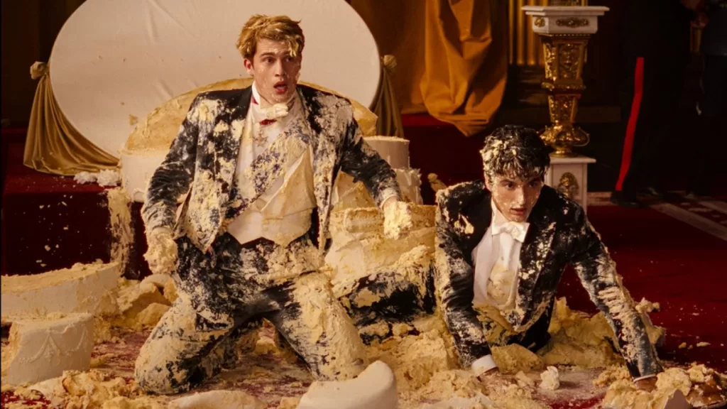 Rojo, Blanco Y Sangre Azul 3