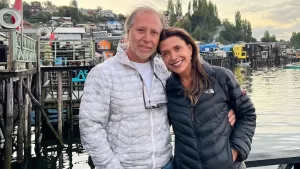 "Parece escena de teleserie": Carolina Arregui sorprende a su esposo con emotivo mensaje y fotografías inéditas