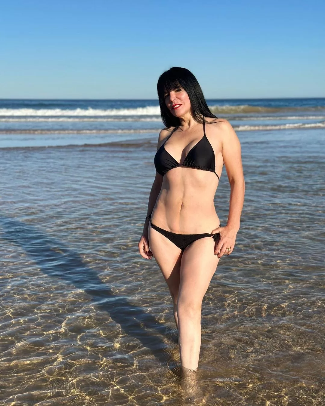Anita Alvarado De Luce En Bikini