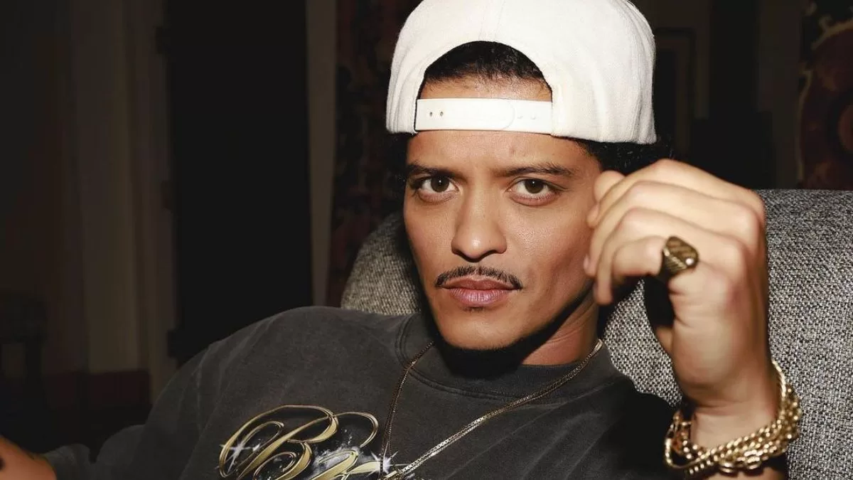 ¡Desató la euforia de su fanaticada! Bruno Mars se lució con popular frase chilena en medio de su concierto