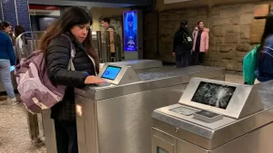 Metro de Santiago: A qué hora cerrarán las estaciones este 16 de septiembre y cuáles son las medidas que se tomarán para Fiestas Patrias 2023