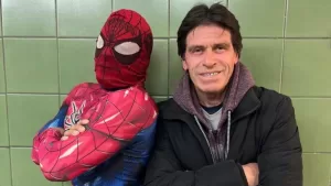 "Aún no me la creo": Sensual Spiderman y Duende Verde causaron furor en Chile y el extranjero con divertido viral