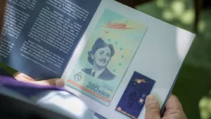 Billete de Margot Duhalde: Quién es el rostro impreso y cómo puedo tener uno