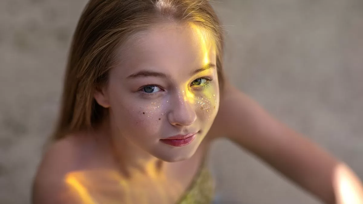 ¿Cómo seguir brillando sin usar purpurina?: 4 alternativas de maquillaje menos contaminantes y amigables con nuestra salud