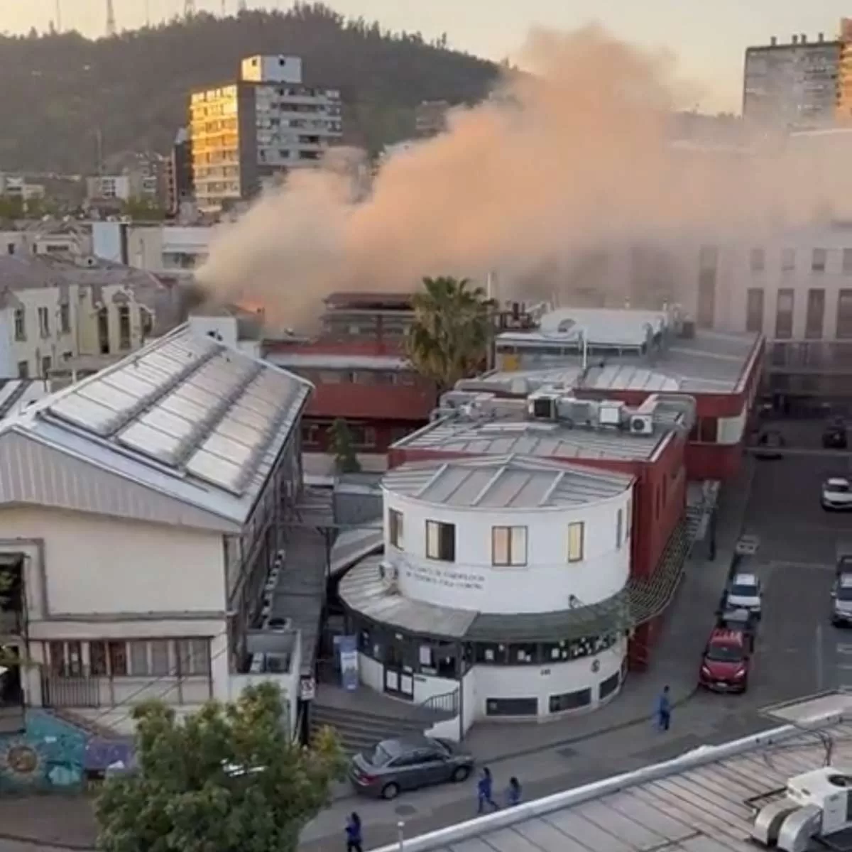 Incendio Hospital Calvo Mackenna (2)