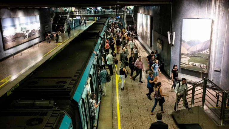 Metro De Santiago Horario