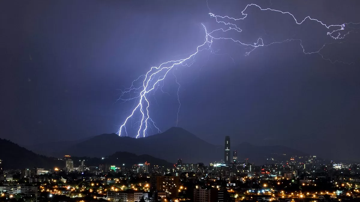 Tormenta Electrica En Santiago 
