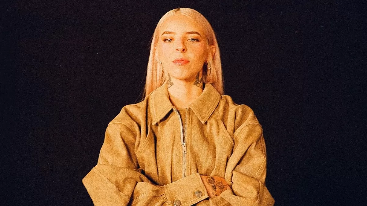 Así lucía la cantante Young Miko antes de ser famosa