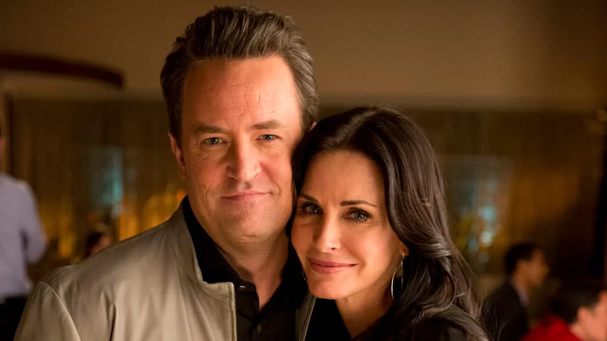 "Te extraño todos los días": Courtney Cox comparte una icónica escena de Friends para decirle adiós a Matthew Perry