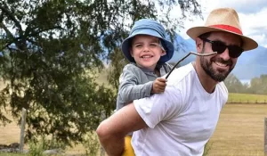 "Ser generoso, tratar con amabilidad...": Doctor Cristián Arriagada comparte especial logro de su hijo Pedrito Milagros