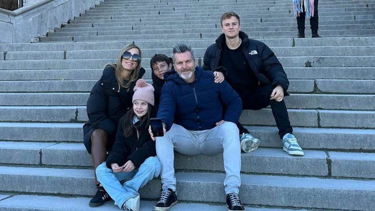Estas son las lujosas vacaciones de Diana Bolocco y Cristián Sánchez junto a sus hijos: mostraron las impresionantes calles de Budapest