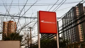 ¿Buscas trabajo en regiones? Estas son las más de 40 ofertas laborales que abrió Correos de Chile a las que puedes postular