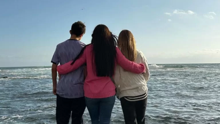 "Me parece estupendo que no pueda hablar, por el bien de sus hijos... Es lo que siempre debería haber hecho, callarse la boca"