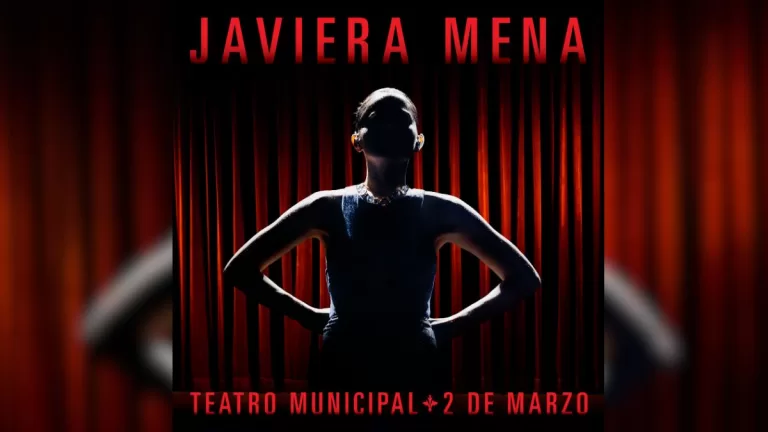 Javiera Mena Se Presenta En El Teatro Municipal