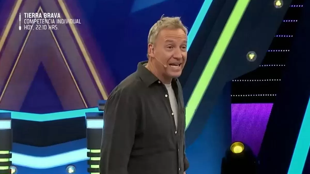 ¿Lo notaste? El inesperado momento que vivió Martín Cárcamo con una mujer del público en el regreso de ¡Qué dice Chile!