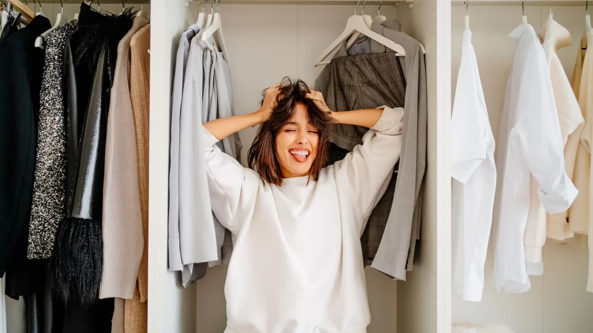¿Cómo mantener tu clóset ordenado? Revisa los mejores tips junto a Easy