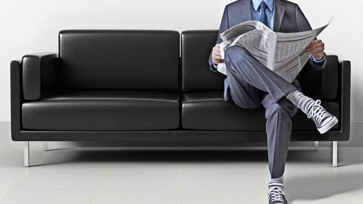 ¿Es malo cruzar las piernas? Cirujano vascular explica lo que realmente ocurre con tu salud