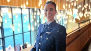 Es piloto de guerra de la FACh, tiene 24 años y ahora busca convertirse en Miss Universo Chile 2024: "desde pequeña soñaba con participar"