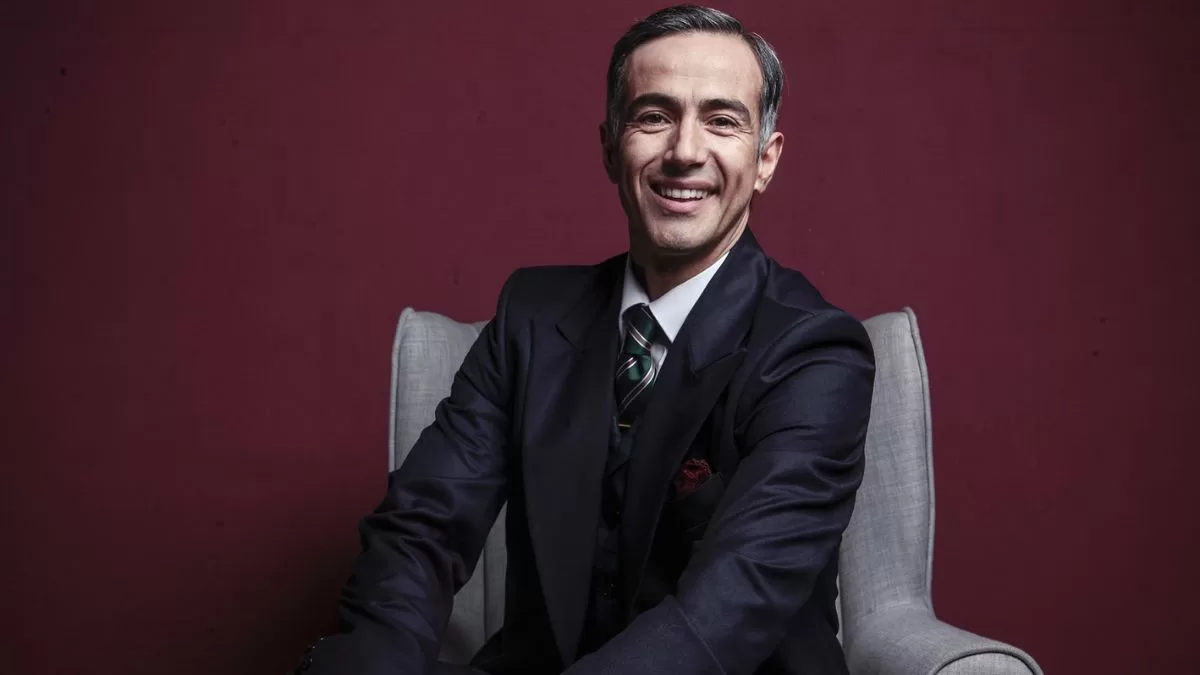 César Caillet y sus increíbles vacaciones fuera de Chile junto a su pareja, Erik Parra: "Que sean muy felices"