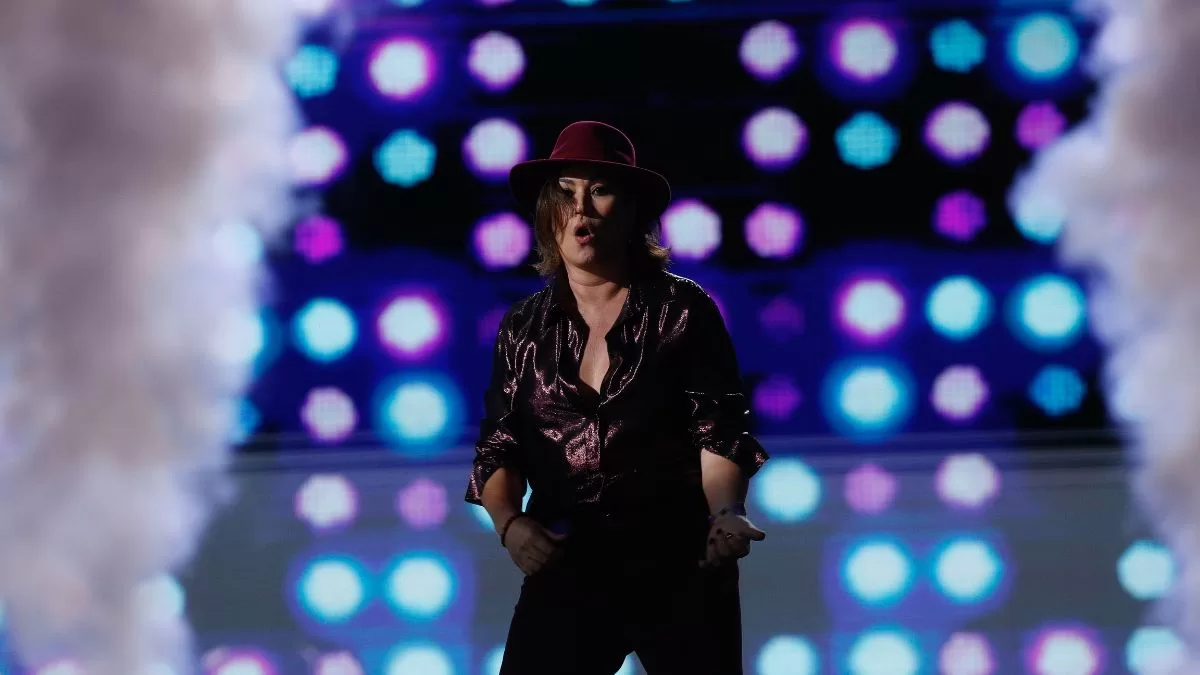 Previo a la presentación de Javiera Contador: Animadores del Festival de Viña 2024 intervienen ante la euforia del público