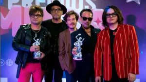 Festival de Viña 2024: Esta es la particular historia que hay detrás de Bailando solo, la icónica canción de Los Bunkers