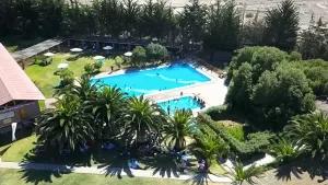 Toboganes, un castillo y diversión asegurada: El increíble parque acuático que no muchos conocen en Chile