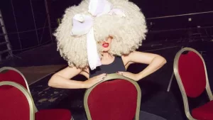 Sia vuelve a la música como solista después de ocho años: estrenó single y anunció un nuevo disco