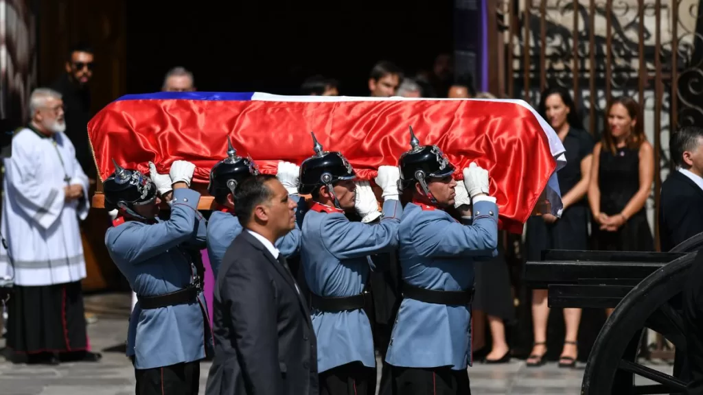 Funeral Piñera5
