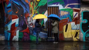 Lluvia en Santiago: A qué hora y dónde empezarán a caer las precipitaciones en la Región Metropolitana