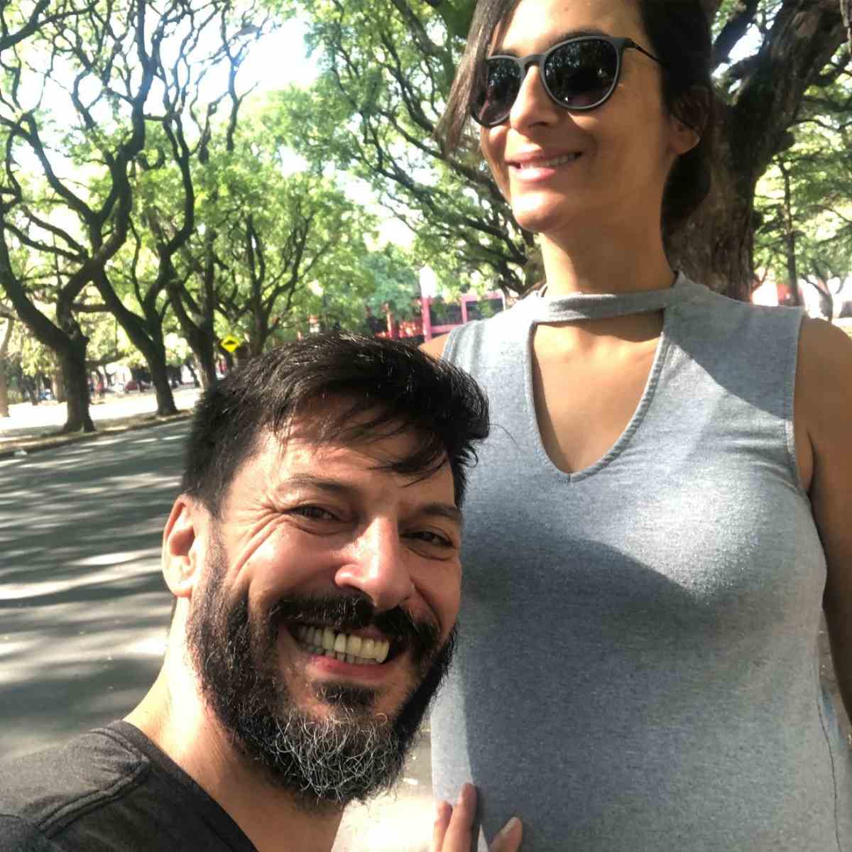 Rafael Cavada Y Su Esposa 