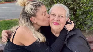 Tras horas en vela: Coté López actualiza el estado de su nonna tras su delicada operación de cáncer