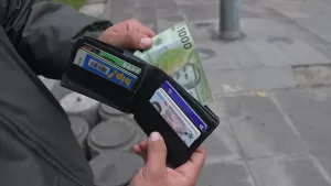 Aporte Familiar Permanente 2024: Cómo consultar con tu RUT si cobras el beneficio este 18 de marzo, y cuáles son las fechas de pago