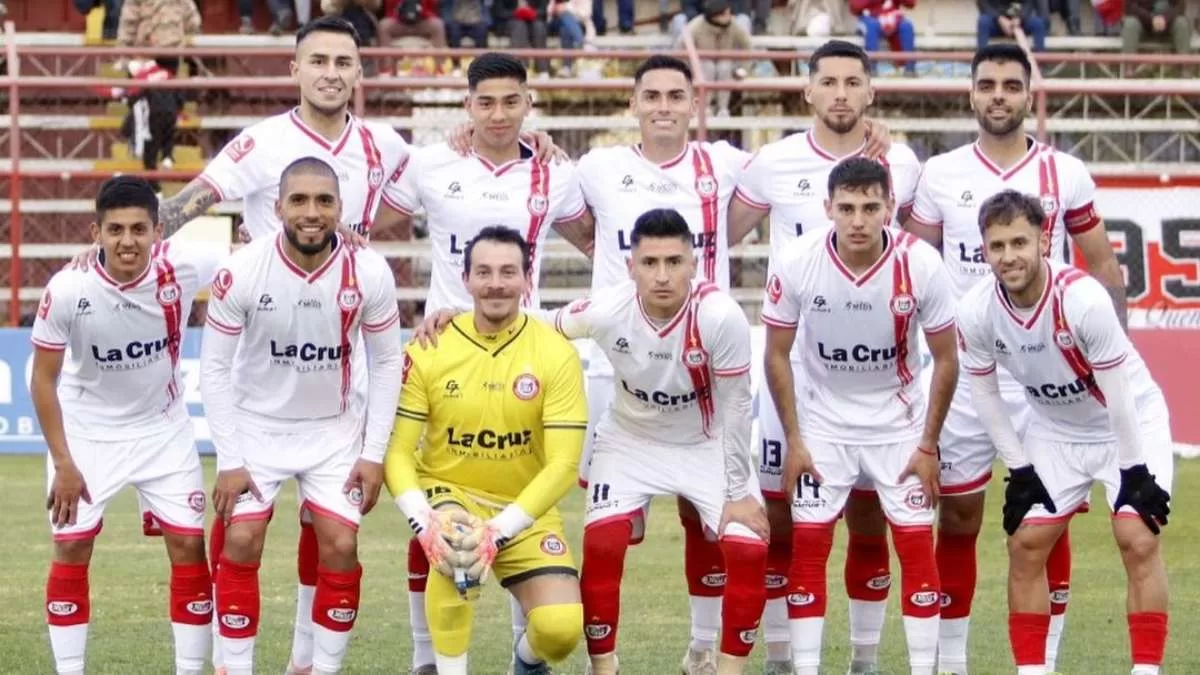 Aseguran que futbolista chileno terminó detenido por Violencia Intrafamiliar: su esposa es un conocido rostro televisivo