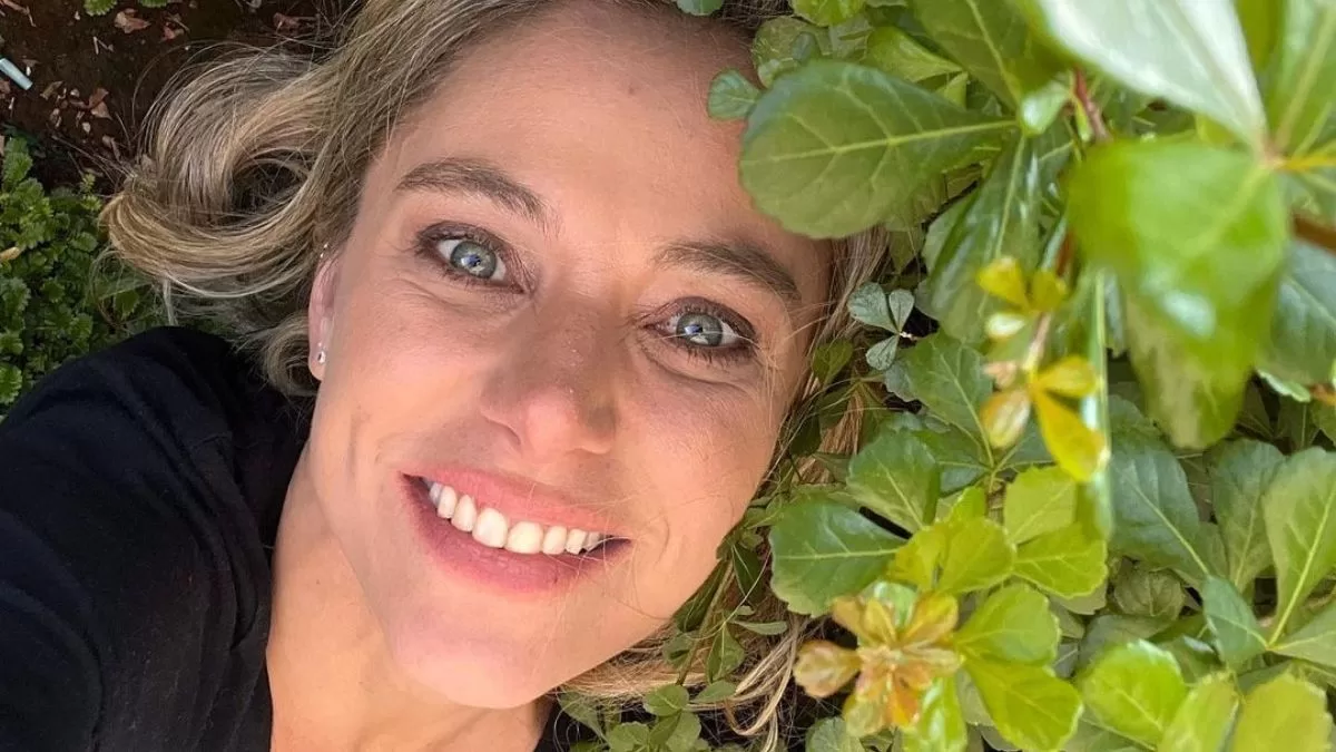 "Le dije que si no, yo me iba a ir presa": el curioso método de crianza de Mariana Derderian que generó un debate en las redes