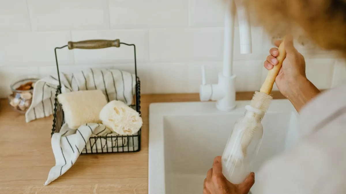 Los tres trucos para eliminar los malos olores de tu botella de agua: quedará como nueva usando productos fáciles de conseguir