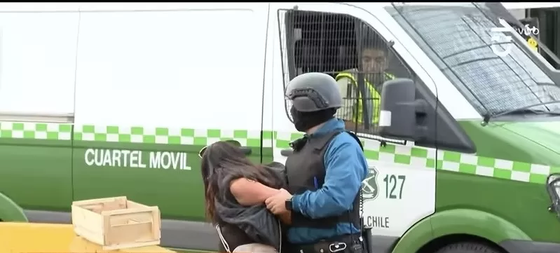 Camarógrafo de Chilevisión resulta herido en medio de balacera en Lo Valledor