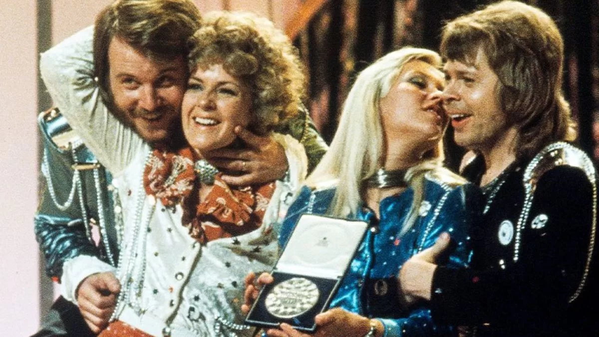 ¡Medio siglo! La canción de ABBA que te lleva directo a la adolescencia